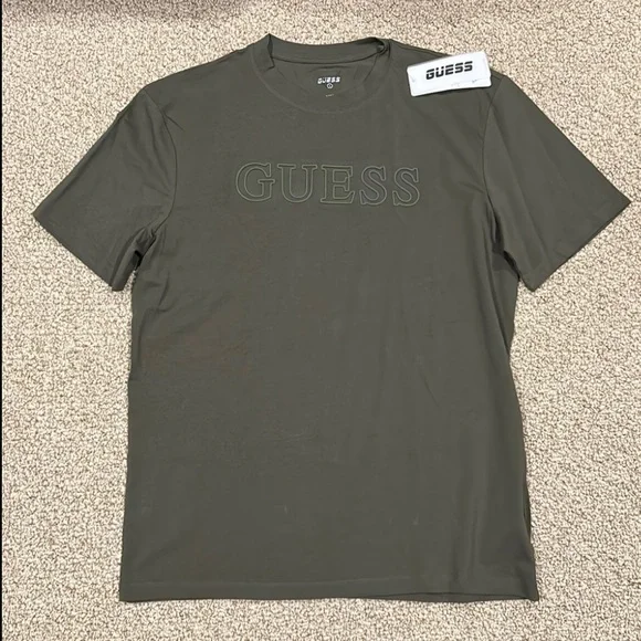 Guess Short Sleeve Crew Neck Print Tee - Picture 1 of 3